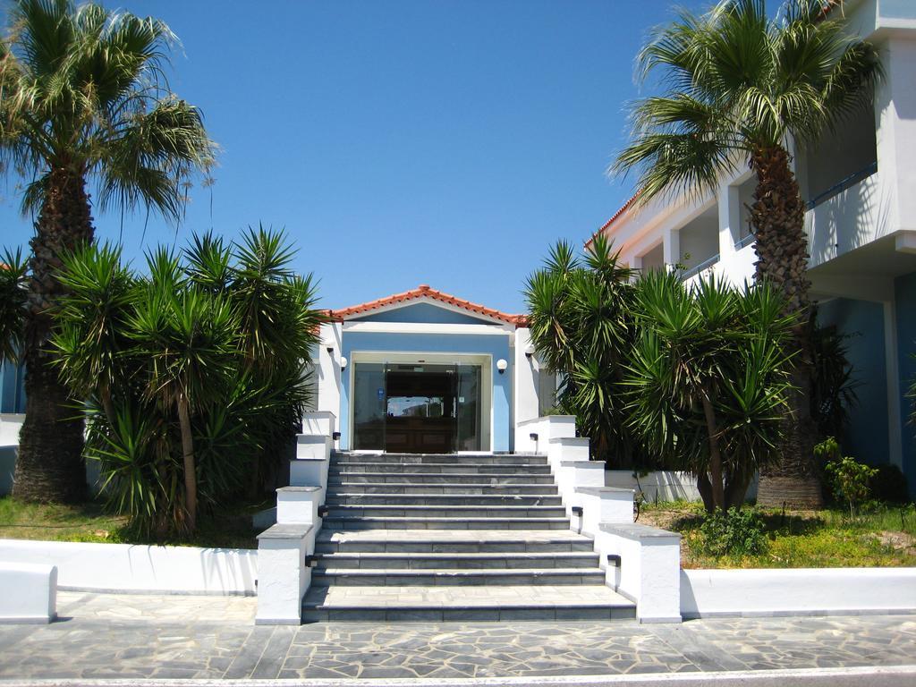 Zefiros Beach Hotel Mykali Buitenkant foto